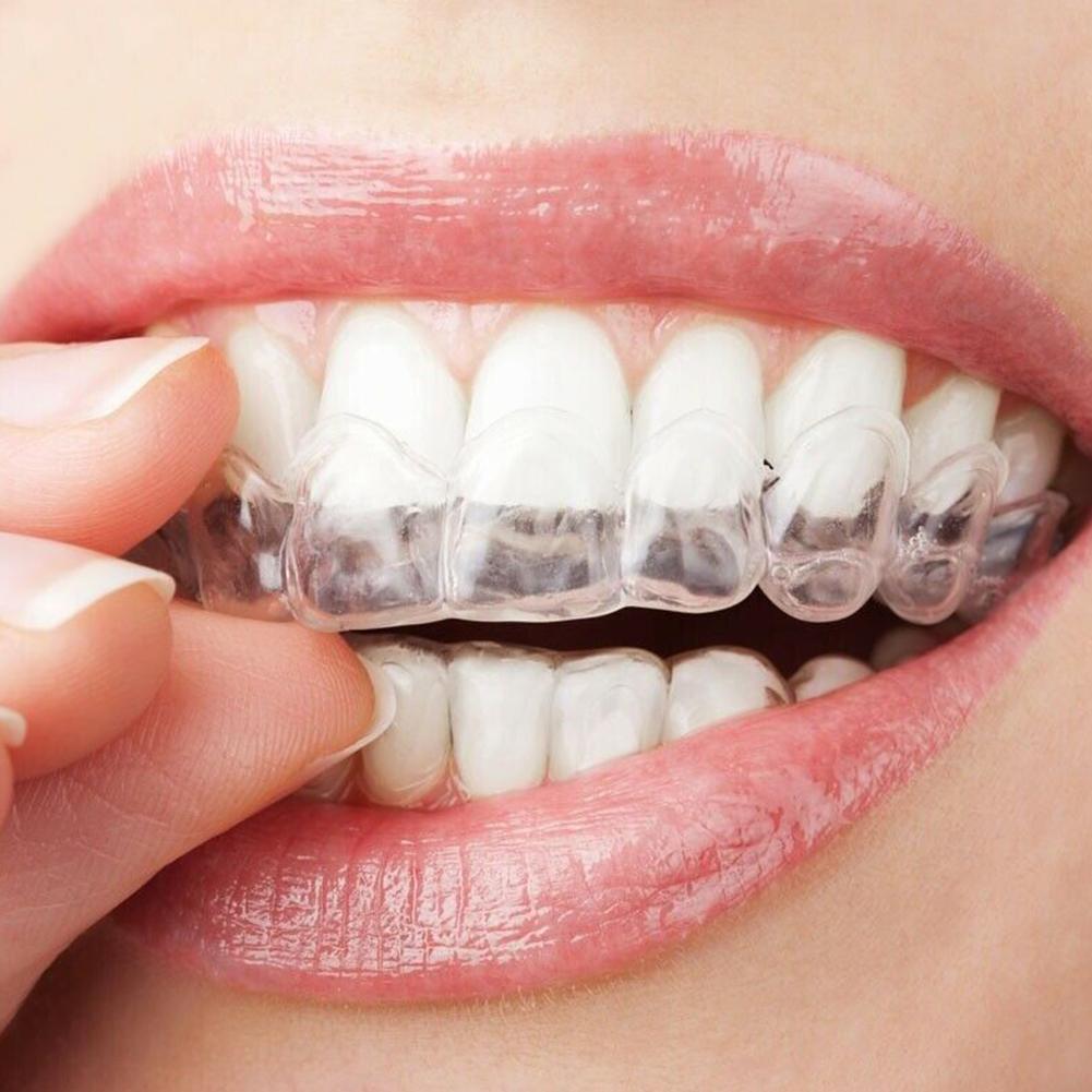 واقي فم سيليكون لتقويم الأسنان - مراجعة Teeth Whitening With Trays وسعره